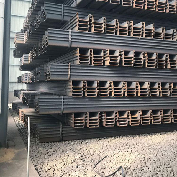 Свалка стального листа